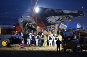 最终确认179人遇难 韩国失事客机仅2人获救 最终确认179人遇难 韩国失事客机仅2人获救