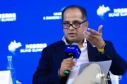 新加坡金融管理局首席金融科技官Sopnendu Mohanty:人工智能影响就业,但并不是消灭岗位 新加坡金融管理局首席金融科技官Sopnendu Mohanty:人工智能影响就业,但并不是消灭岗位