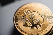 全球加密货币市值首破4万亿美元大关 多因素支撑竞争币强劲涨势